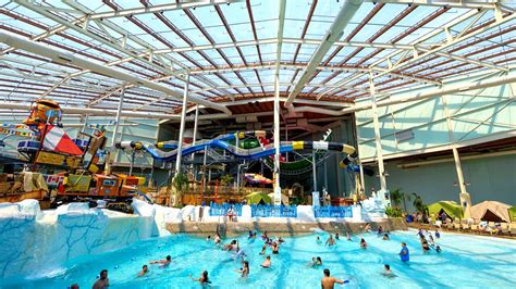 aqua mountain indoor water park.